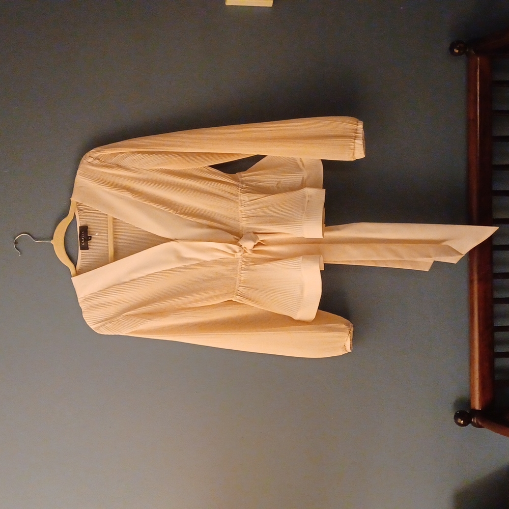 Gracia Blouse Size M
